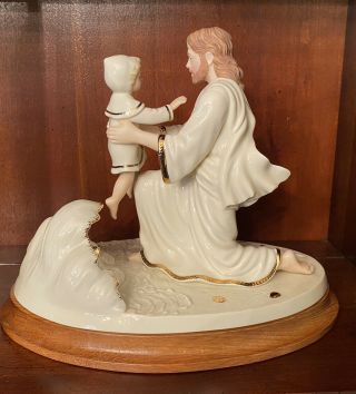 Lenox Footprints Jesus & Child Figurine It Was Then That I Carried You Pristine 3