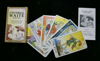 Vintage Universal Waite Tarot Deck Queen Of Pentacles Plus Pamphlet 78 Cards