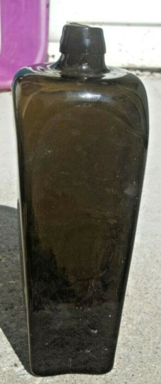 Antique Rare 1790 - 1820 Cased Gin Deep Olive Glass Bottle Star Burst Bottom