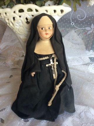 Vintage 7 1/2” Composition Nun Doll With Crucifix