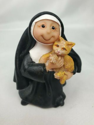 Sister Folk Abbey Press Nun With Cat Figurine Give Us This Day Our Daily Hugs