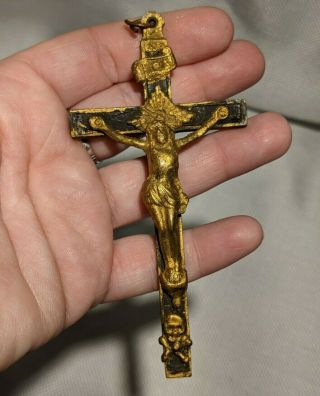 Vintage Wood Brass Tone With Skull And Crossbones Crucifix Cross Pendant
