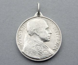 Pope Pius Xii.  Saint Peter & Paul.  1950 Antique Religious Medal.  Pendant.  Pie.