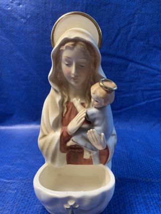 Blessed Virgin Mary Holding Baby Jesus With Holy Water Font Wall Pocket Figurine