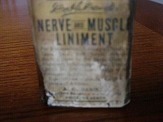 1890 ' s DR.  DANIELS Bicycle Riders VETERINARY patent medicine LINIMENT bottle VET 3
