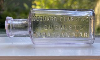 Rare Oregon Drug Bottle Woodward & Clarke & Co Portland Or.  3 3/8 