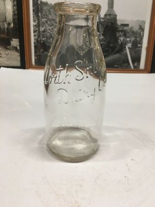 Vintage Milk Bottle North Shore Dairy Co.  Chicago,  Ill 1 Pt