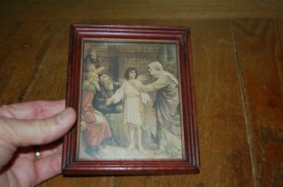 Vintage 4.  75 By 5.  75 Wood - Framed Picture Young Jesus In The Temple