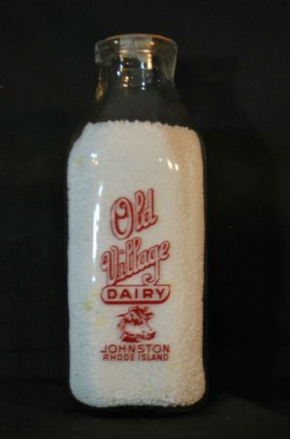 Vintage OLD VILLAGE Farm Milk Glass Bottle Johnston RI Dairy England 2