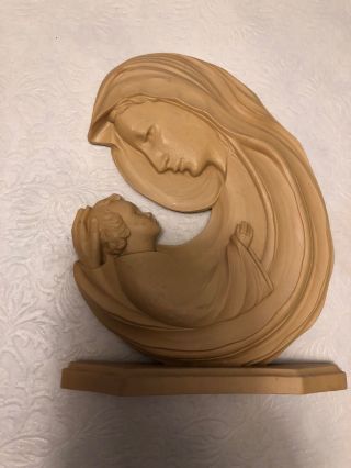 Vintage Mid Century Modern Plastic Madonna And Child Wall Plaque Or Tabletop