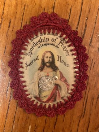 Apostleship Of Prayer Sacred Heart Of Jesus,  Vintage Scapular.  (c) 1926 2 1/4”