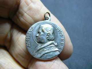 A Vintage Commemorative St.  Pope Pius X Medal Depicting The Immaculate Conception