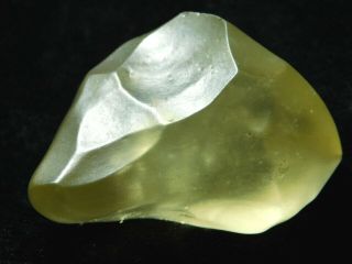 A Big And 100 Natural Aaa Libyan Desert Glass From Egypt 39.  9gr