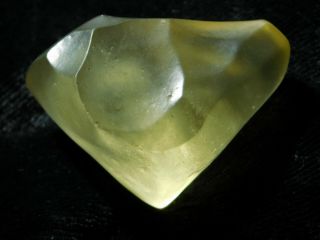 A BIG and 100 Natural AAA Libyan Desert Glass From Egypt 39.  9gr 2