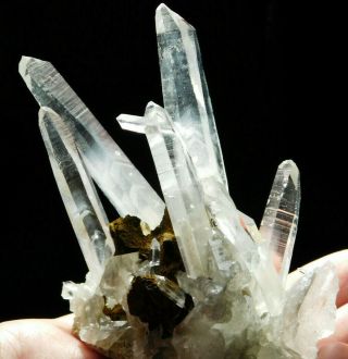 Long Points On This Very Translucent Lemurian Quartz Crystal Cluster 201gr