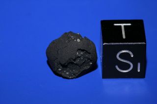 Tarda C2 Ungrouped Carbonaceous Chondrite Meteorite Fall - 1.  082 Grams