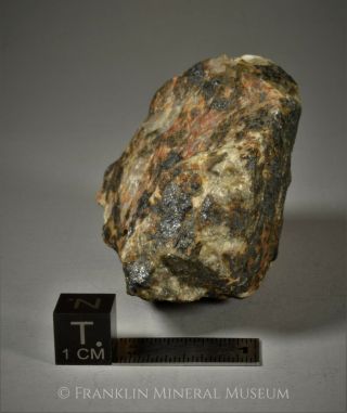 Esperite,  clinohedrite,  hardystonite,  willemite - Franklin,  NJ 3
