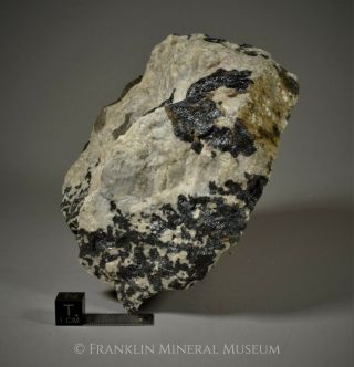 Massive hardystonite with clinohedrite - Franklin,  NJ 3