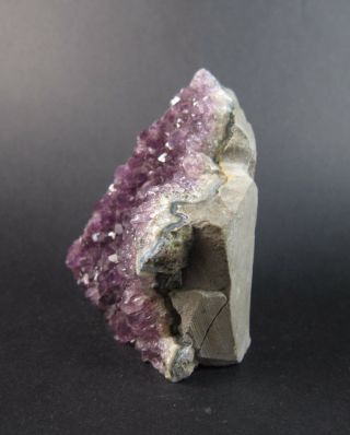 Stunning large amethyst crystal cluster from Uruguay - A,  grade gem crystals 2