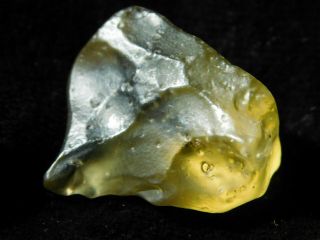 A Rare And 100 Natural Smoky Libyan Desert Glass From Egypt 6.  78gr