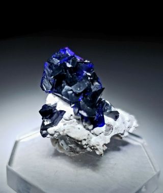 Sweet - Electric Blue Azurite Crystals On Dickite,  Tn Milpillas Mine Mexico