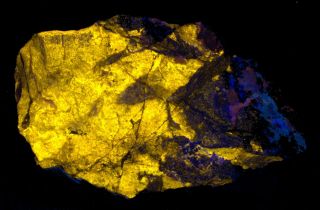 Choice X - Large Wollastonite/calcite/aragonite From The Desert View Mine,  Ca.  153