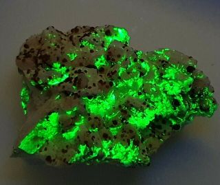 Sw Uv Fluorescent Green Mineral Hyalite Opal On Spessartine Garnet Orthoclase