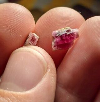 Red Beryl Bixbite Crystal Parcel From Ruby Violet Claims - 0.  5 Grams