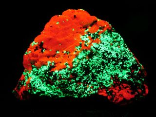 Large Fluorescent Mineral Rock Franklin Garnet Calcite Willemite E16