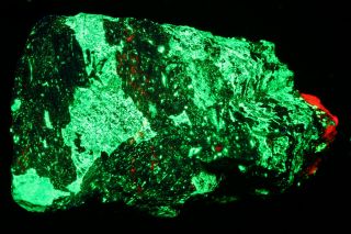 Willemite,  Bustamite Fluorescent Minerals,  Franklin Nj