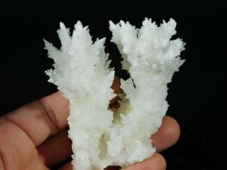 A 100 Natural Bright White ARAGONITE Crystal Cluster With a Stand 127gr 2