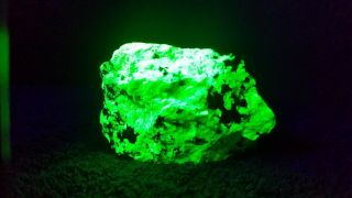 Fluorescent Daylight Green Willemite with Iridescent Franklinite Franklin NJ 3