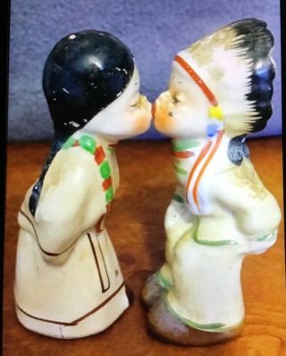 Vintage Kissing Indian Native American Salt And Pepper Shakers Napco