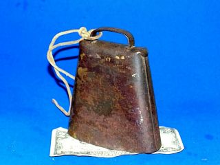 Rustic Antique 5 1/2 " Hand - Forged Iron Cow Bell W/original Clapper