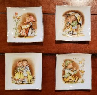 Set Of 4 Vintage Miniature Wall Plates Plaques Made In Japan 1960 