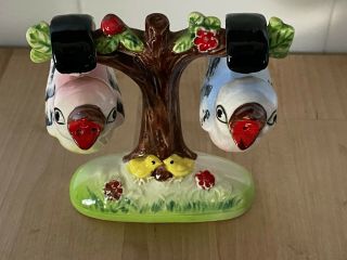 Vintage Hanging Birds On Tree Salt And Pepper Shakers Made In Japan