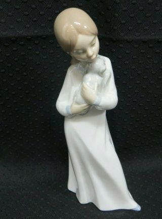 Adorable Nao By Lladro Figurine Girl With Puppy Spain