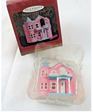 Barbie Dream House`1999` Hallmark Ornament