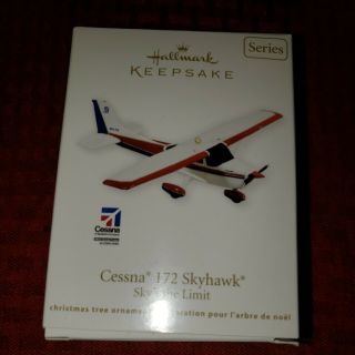 Hallmark Keepsake Ornament 2012 Cessna 172 Skyhawk 16 Airplane
