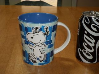 Schulz - Peanuts Cartoon - Snoopy,  Ceramic Coffee Mug / Cup,  Vintage