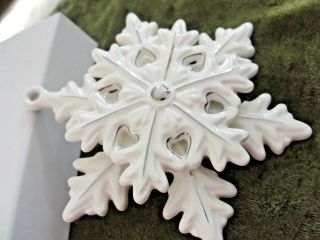 Pandora 2015 Limited Edition 4 " Porcelain Christmas Snowflake Heart Ornament