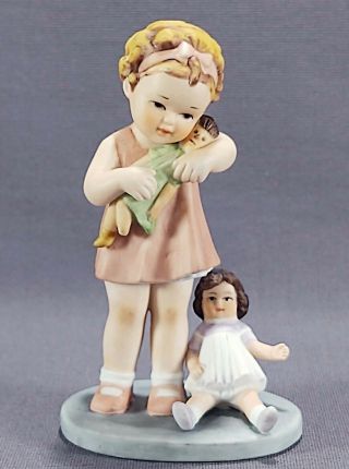 Bessie Pease Gutmann Figurine Love Is Blind H1860 Girl And Dolls 1985