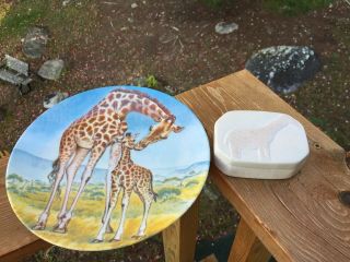 Giraffe Soapstone Trinket Box,  Giraffe Decorator Wall Plate A Kiss For Mother Vg