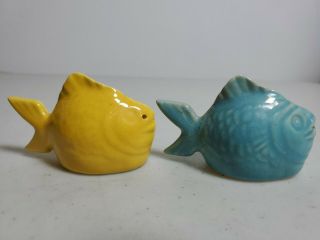 Vintage Chicken Of The Sea Ceramic Blue Yellow Fish Salt And Pepper Shakers 3