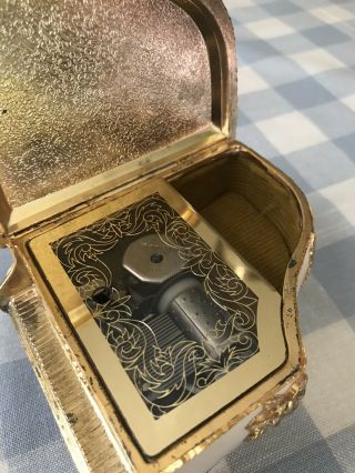 Vintage Japanese Sankyo Music Jewelry Box Made In Japan
