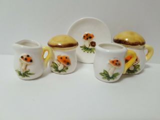 Vintage Mushroom Miniature 5 Piece Set Porcelain Japan