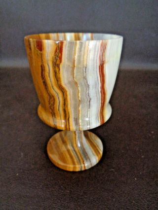 Chalcedony Onyx Marble Unique Pedestal Cup (cat.  13a028)