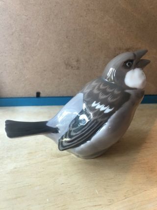 Vtg Bing And Grondahl B&g Porcelain Sparrow Bird Figurine Denmark 1607 Sa
