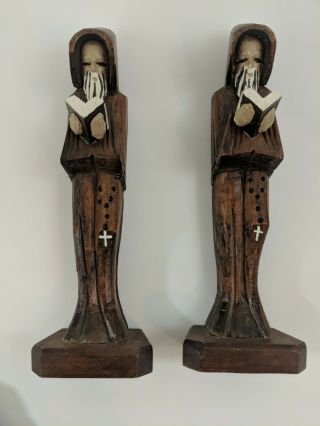 VINTAGE HAND CARVED WOOD WOODEN HOODED MONK PRIEST ROSARY GOTHIC BOOKENDS 2