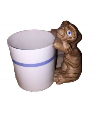E.  T.  The Extraterrestrial Vintage 1982 Avon Universal Studios Coffee Cup Mug